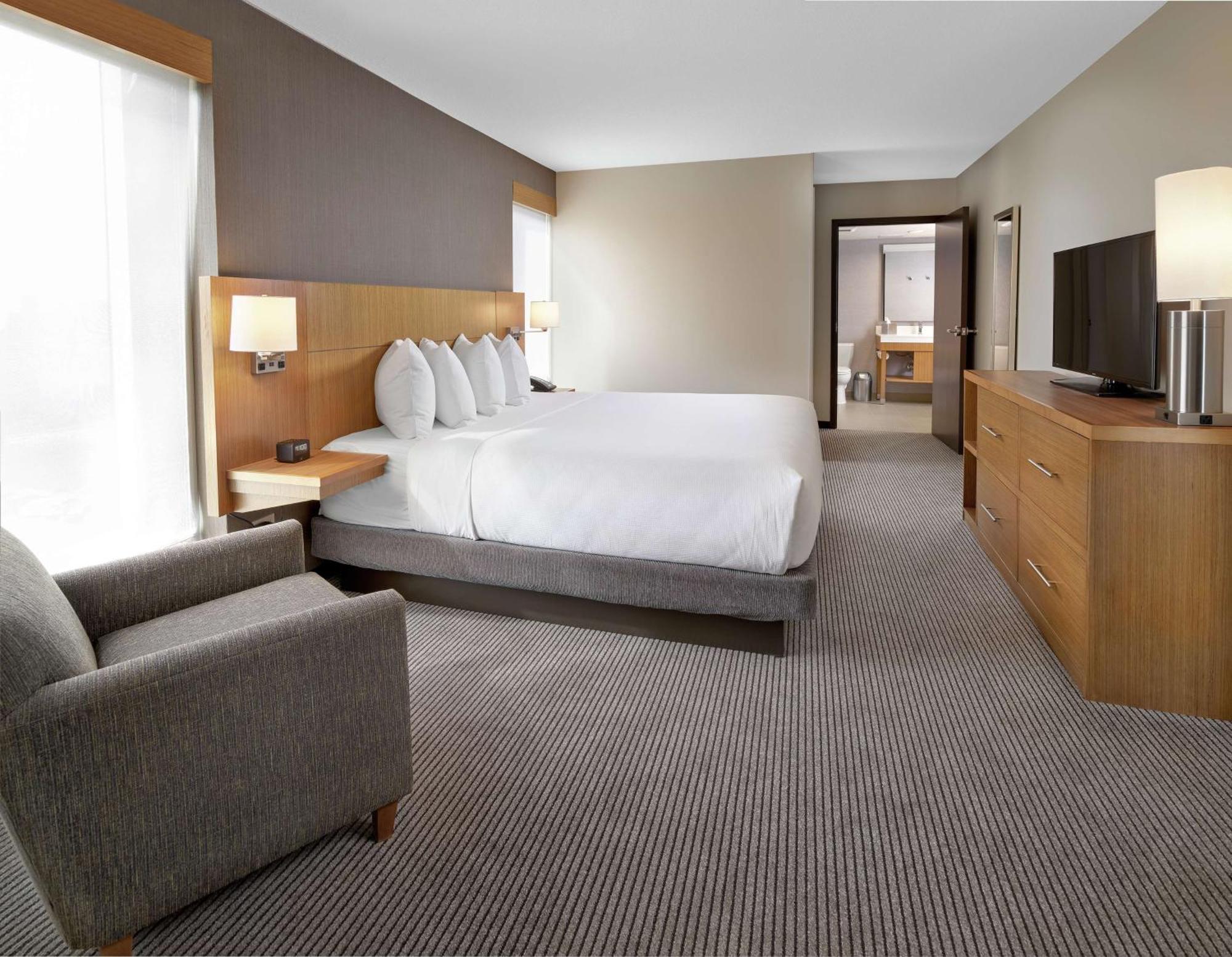 Doubletree By Hilton Edmonton Downtown Otel Dış mekan fotoğraf