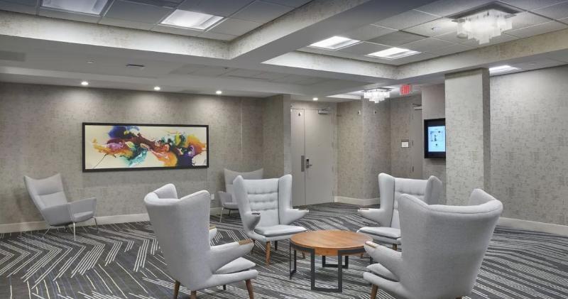 Doubletree By Hilton Edmonton Downtown Otel Dış mekan fotoğraf