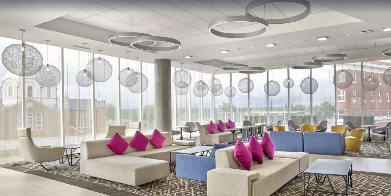 Doubletree By Hilton Edmonton Downtown Otel Dış mekan fotoğraf